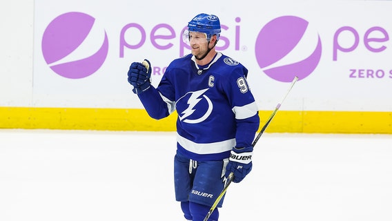 Stamkos scores lone shootout goal, Tampa Bay beat Minnesota 5-4