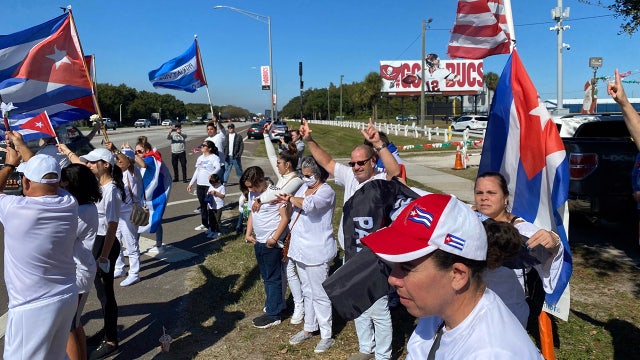Tampa demonstrators show support for Cuban protests for second day in a row