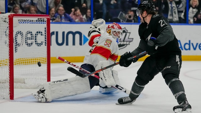 Point's breakaway OT goal gives Lightning win over Panthers, 3-2