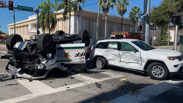 Hillsborough deputy involved in rollover crash after driver runs red light