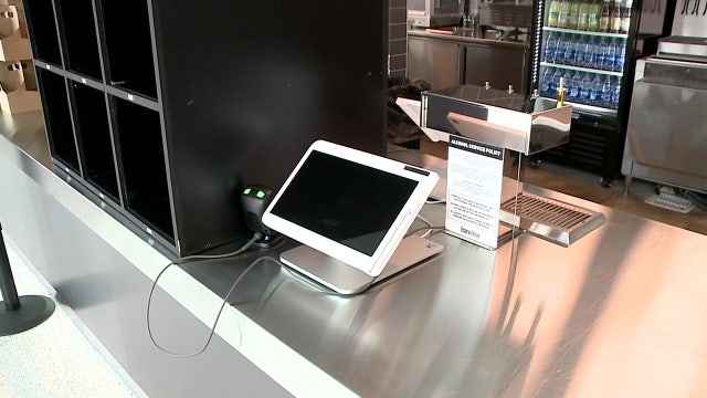 After FOX 13 report, stadium concession worker gets tip money