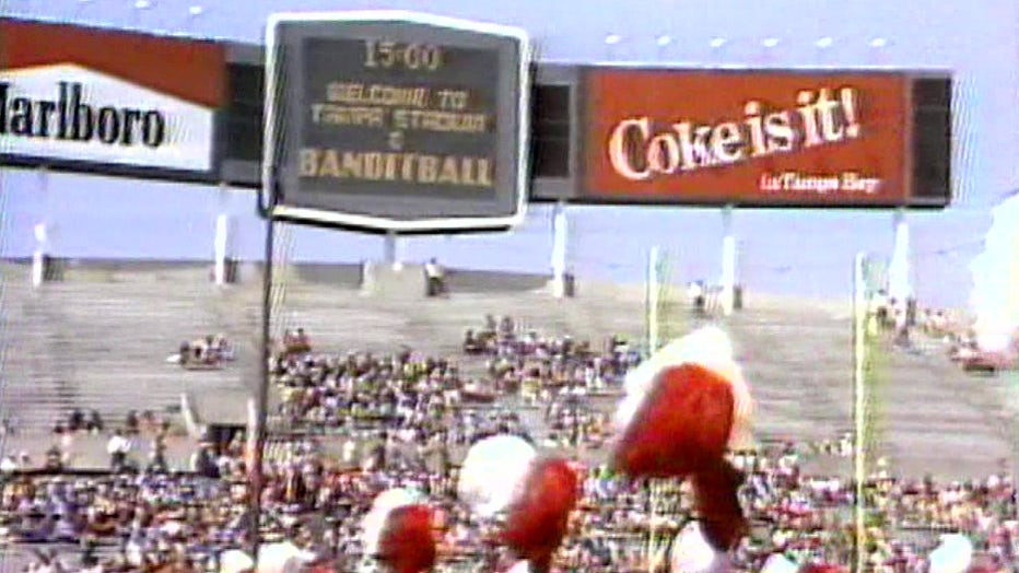 Tampa Stadium hosts the first Bandits game