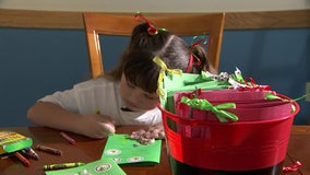 Mom and daughter bring holiday joy to hospice patients, one card at a time