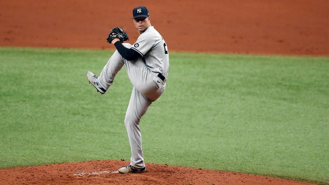 Rays, pitcher Kluber finalize $8 million, 1-year contract