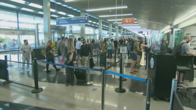 Travelers fear getting stuck in foreign country when new COVID-19 restrictions go into effect