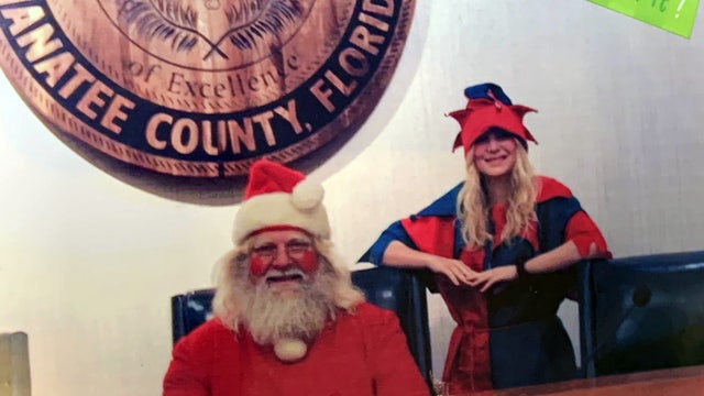 No snow but plenty of holiday cheer for Manatee County's local Santa Claus