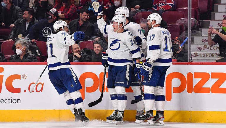 Palat, Perry score late, Lightning rally past Canadiens 3-2