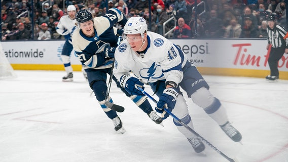 Lightning beat Blue Jackets 7-2 to stop 3-game slide