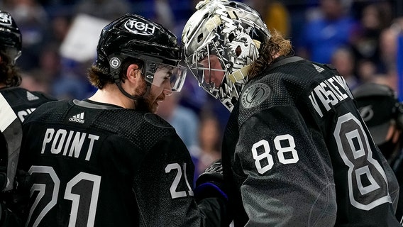 Lightning hand Stars 7th straight road loss, 3-1