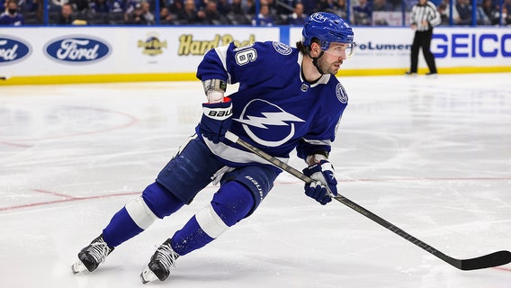 Kucherov has 2 assists in return, Lightning beat Flames 4-1