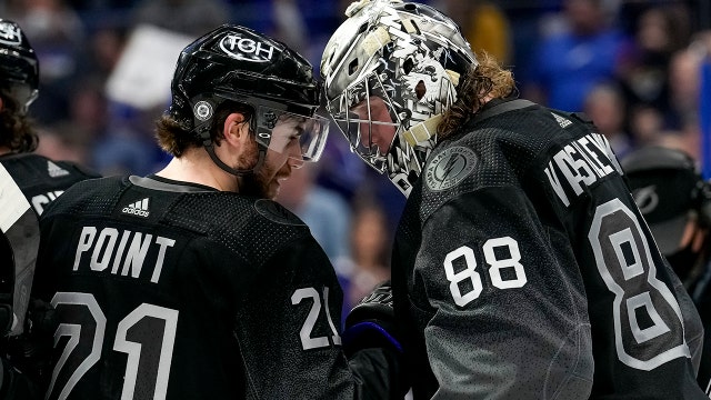 Lightning hand Stars 7th straight road loss, 3-1