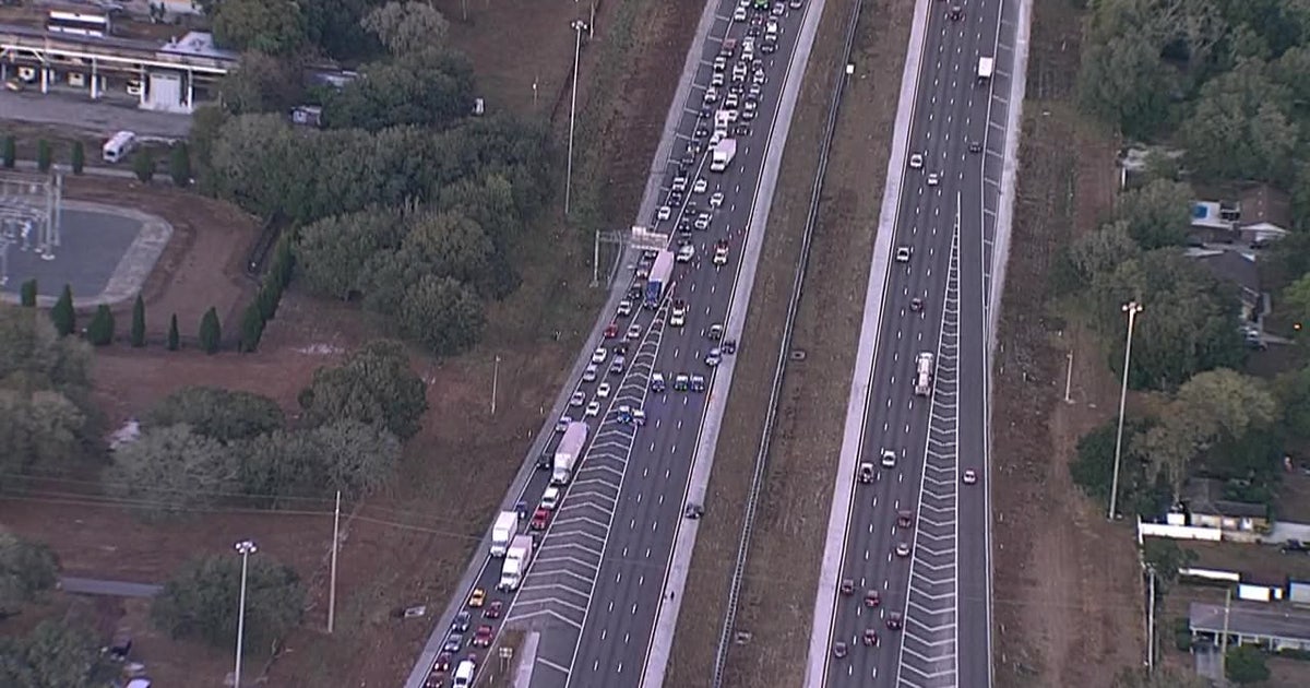 Pedestrian dies following I-4 crash in Plant City | FOX 13 Tampa Bay