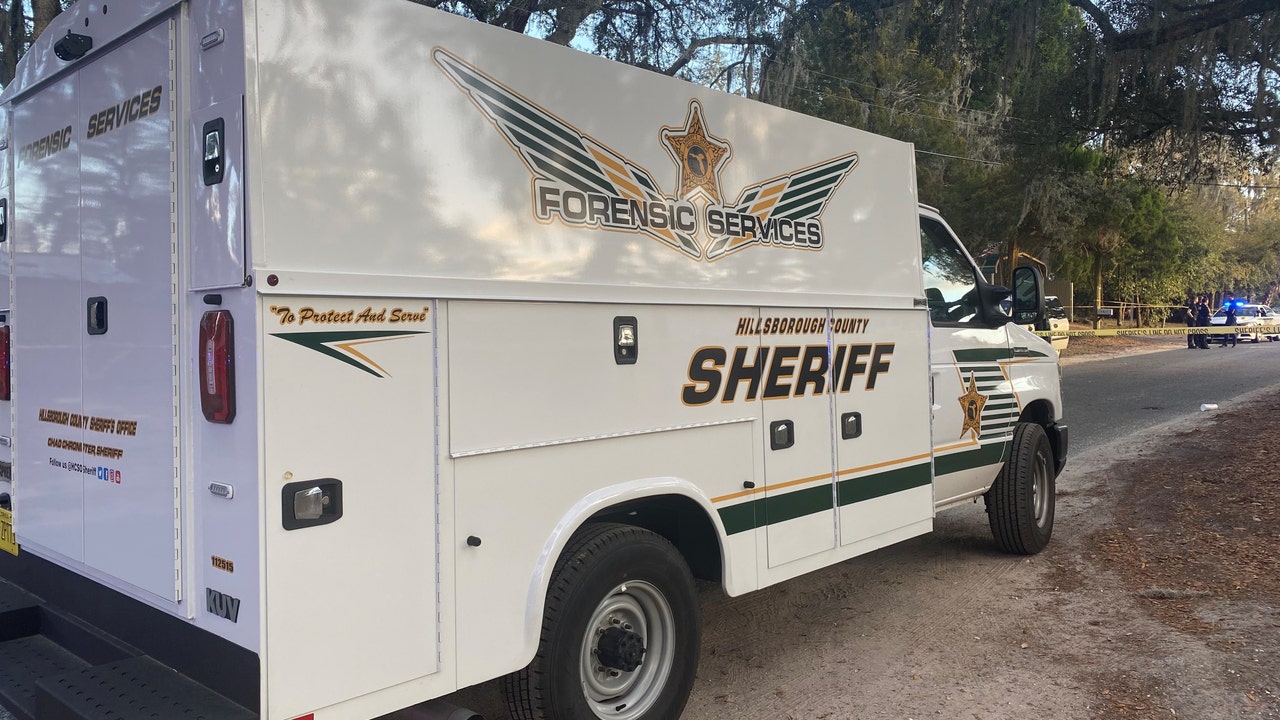 HCSO: Man shoots, kills woman sitting in a van outside Seffner home - Vimarsana News