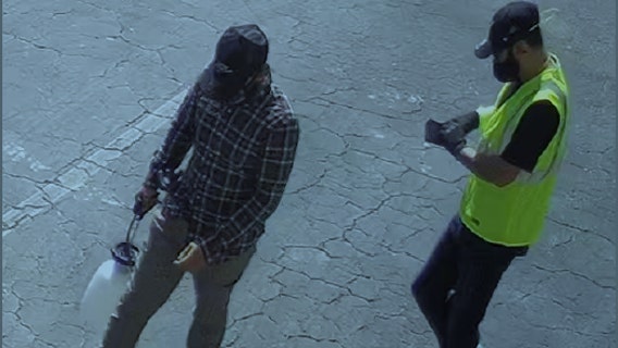 Bradenton police searching for burglars posing as pest control employees