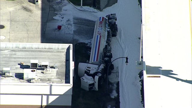 Tanker carrying jet fuel overturns, closing Gandy Boulevard, Selmon Expressway for hours