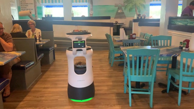 Robot server lends a hand at Bradenton restaurant amid staffing challenges in hospitality industry