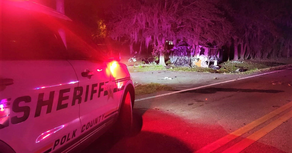 Deputies investigating fatal Polk County crash | FOX 13 Tampa Bay