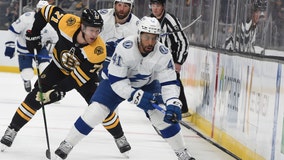Pastrnak hat trick keys 3-2 win, Bruins pass Tampa Bay Lightning in East