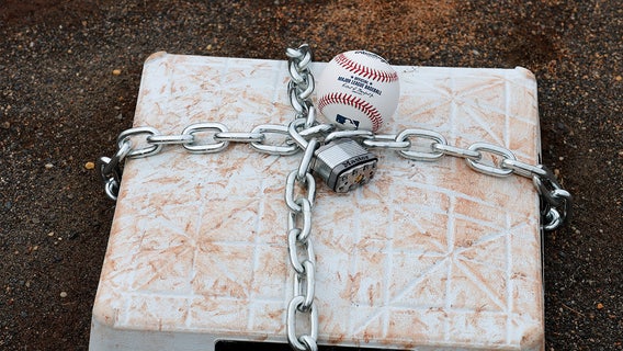 MLB, union meet ahead of Tuesday deadline to salvage 162-game season