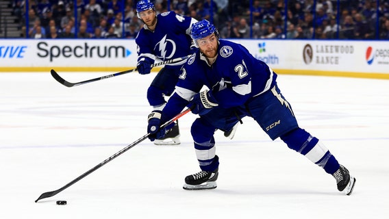 Point has goal, 3 assists as Lightning beat Senators 5-2