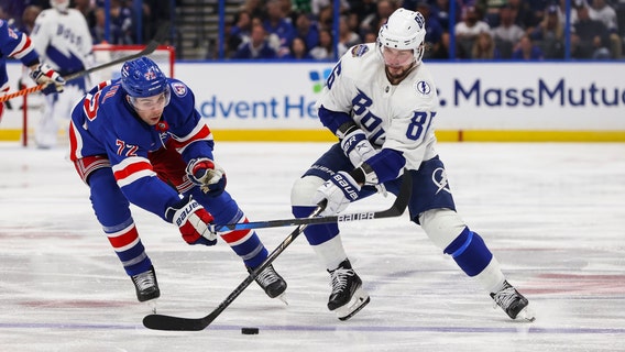 Zibanejad scores late, Rangers beat Tampa Bay Lightning 2-1