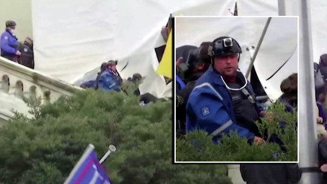 Self-proclaimed Oath Keepers leader to remain in jail, wife released on bond ahead of trial