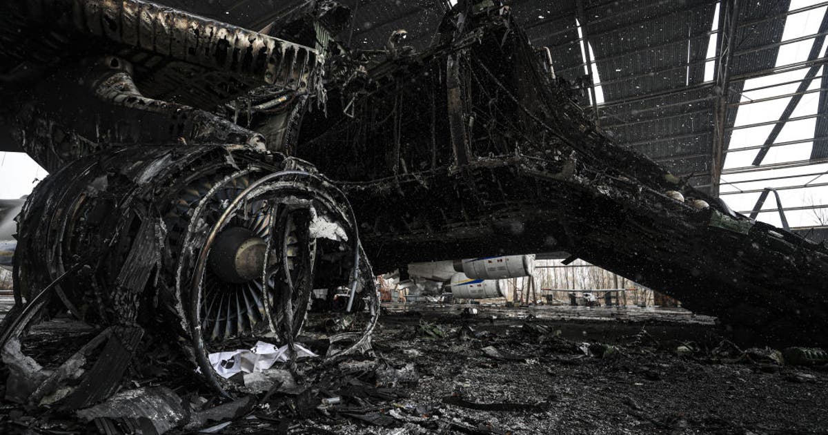 Antonov An-225 wreckage: Footage shows world's largest plane destroyed ...