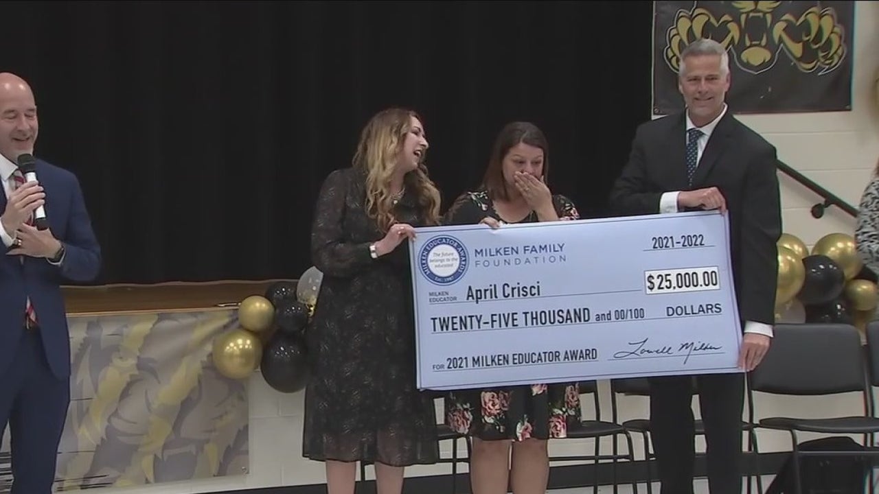 Two local teachers surprised with national educator award - Vimarsana News
