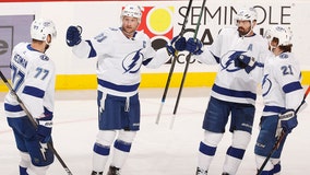 Lightning snap Panthers' 13-game streak, beat Panthers 8-4