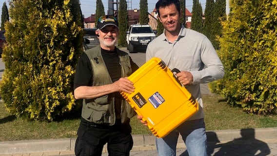 'It's like no humanitarian crisis I've seen': Florida pilot delivers water purifiers to Ukraine