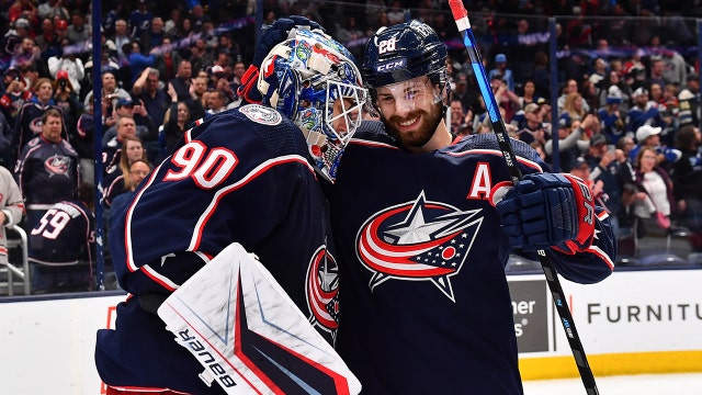 Bjorkstrand leads Blue Jackets to 5-2 win over Lightning