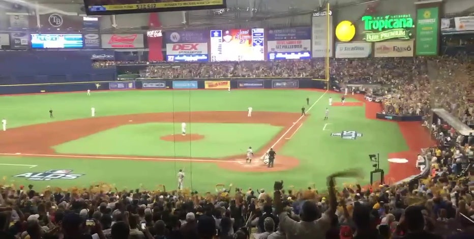  Tropicana Field - Scoreboards