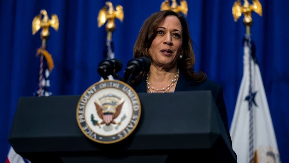 7016ed07-Vice President Kamala Harris Visits UCSF Mission Bay