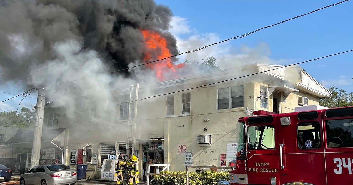 Massive fire spreads to attic of East Tampa apartment building | FOX 13 ...