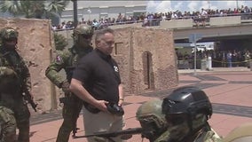 Special operations draws downtown Tampa crowd with mock-hostage scenario