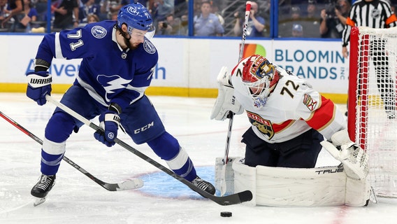 Stamkos, Kucherov lead Tampa Bay Lightning past Panthers 5-1 in Game 3