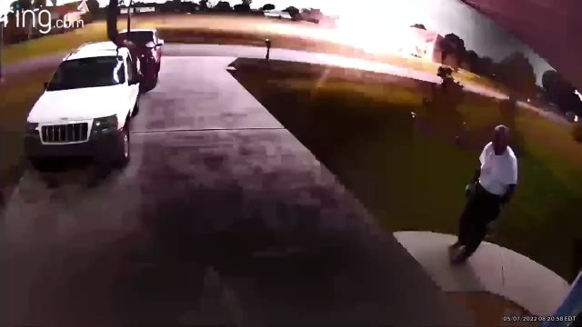 Lightning strike terrifies Sebring homeowner, sets yard on fire