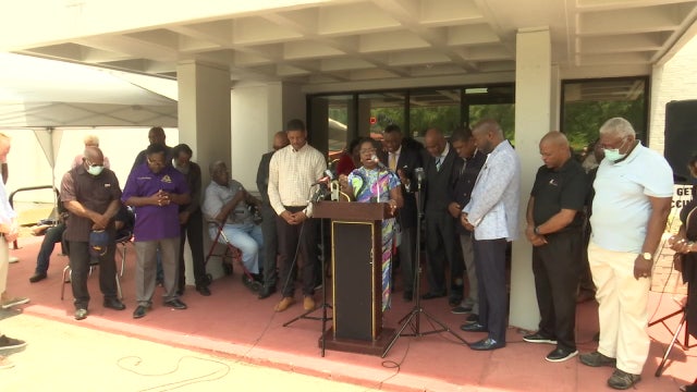 St. Pete religious leaders give endorsement between finalists for Tropicana redevelopment