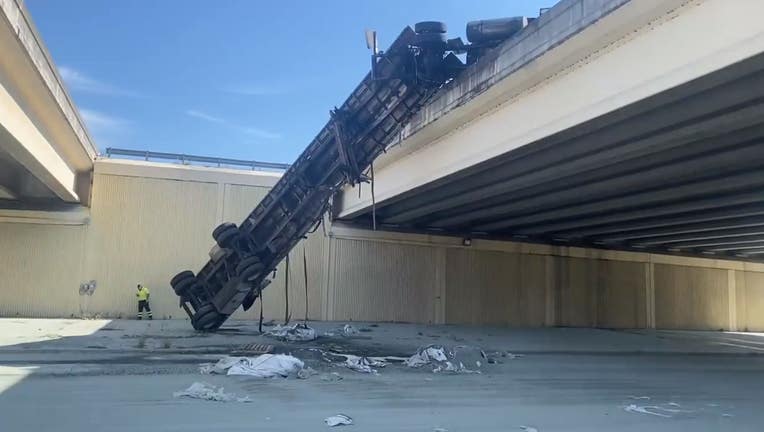 FHP: Tractor-trailer Dangles On I-75 Overpass After Crash In Lee County ...