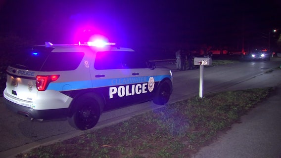 Clearwater police search for suspect after shooting sent victim to hospital