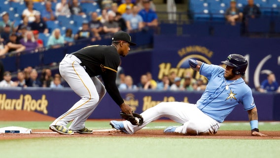 McClanahan strikes out 10, Tampa Bay Rays beat Pirates 4-2 for sweep