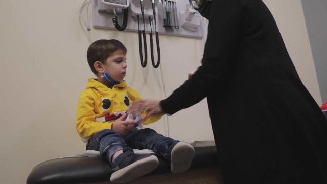 Parents unsure how children under 18 months will get COVID-19 vaccine in Florida