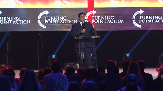 Thousands of conservative students gather at Tampa summit featuring DeSantis, Trump