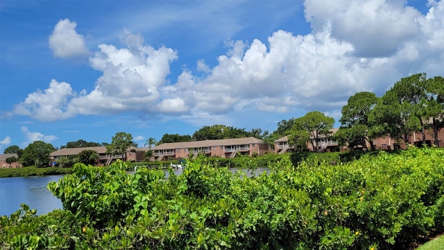 2-year-old child drowns in canal at Bradenton apartment, police say