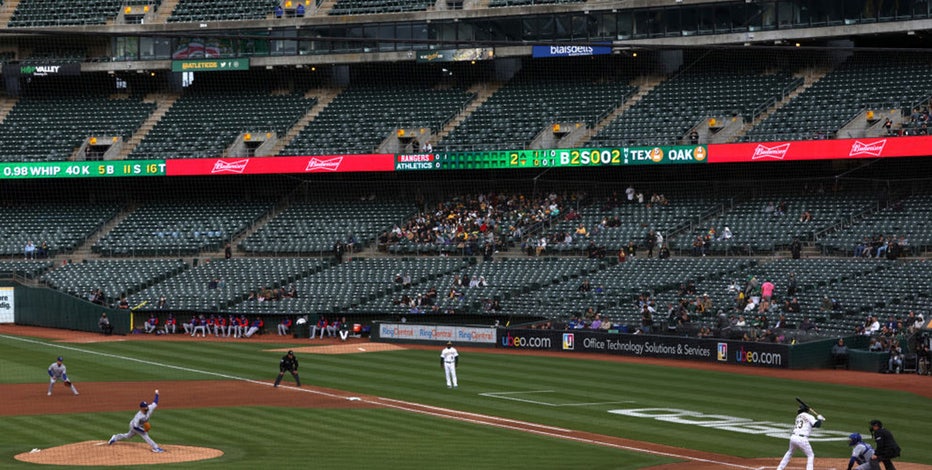 Yankee Stadium looks empty for final home game of season