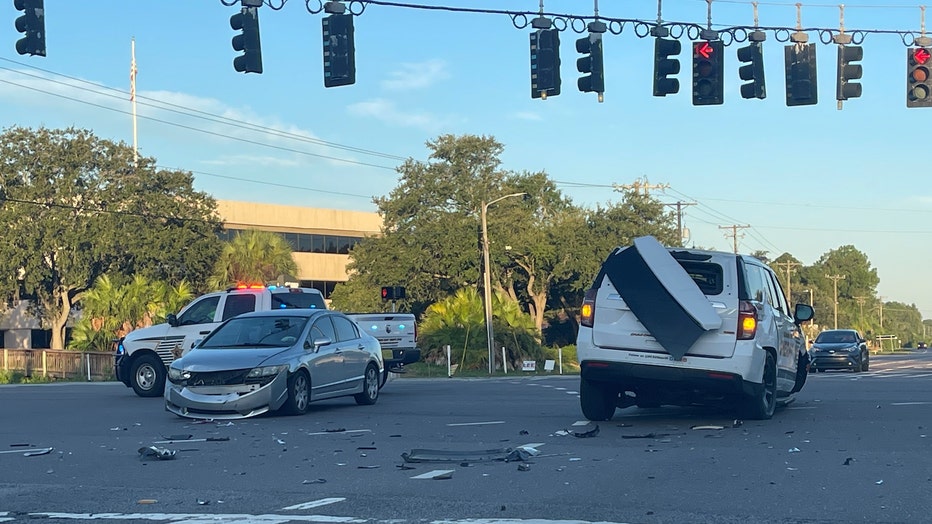 HCSO: Accused Drunk Driver Runs Red Light, Crashes Into Hillsborough ...