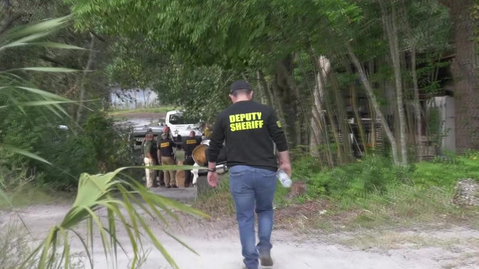 Deputies at Billy Mansfield's home. 