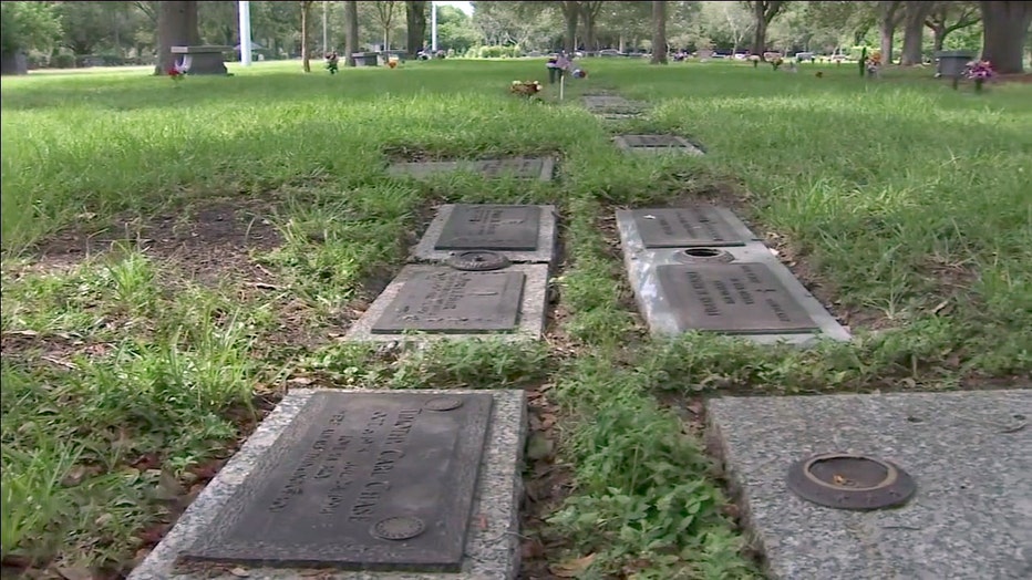 Brass vases stolen from St. Petersburg cemetery