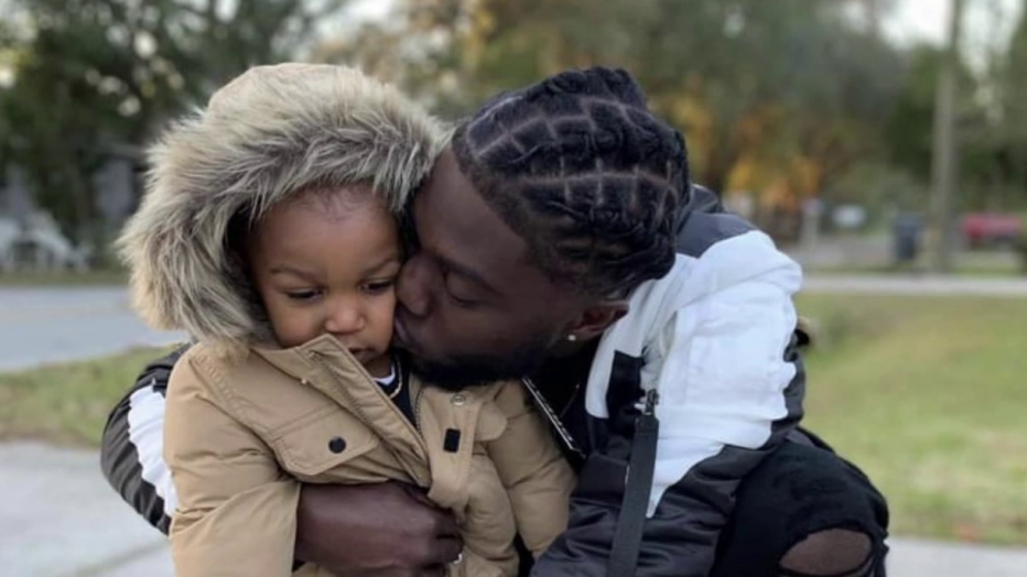 Photo: Demetrick Brown with his son