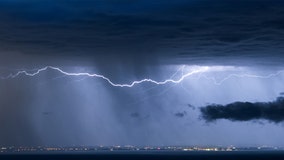 Lightning safety tips while indoors, outdoors during a Florida storm